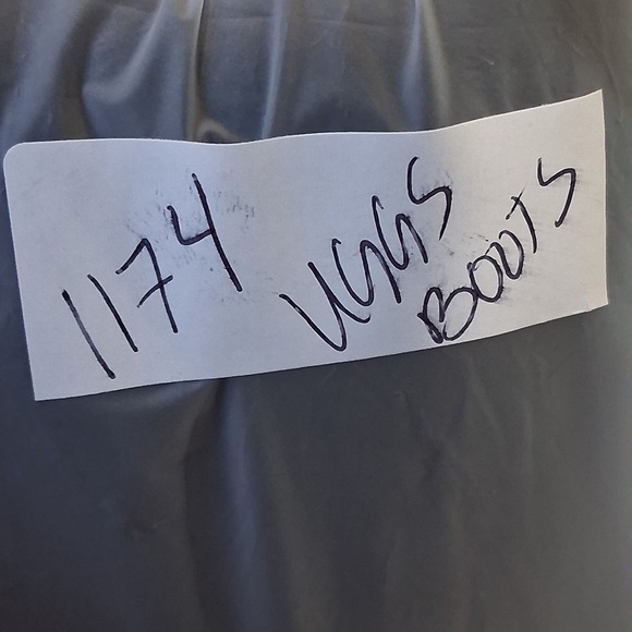 UGG Boots Short Black Lace Faux Fur Lined Girls Size 3 - Picture 8 of 9